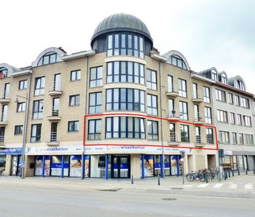 Ruim 2 slpk. appartement met garage in centrum Hasselt - Photo 5