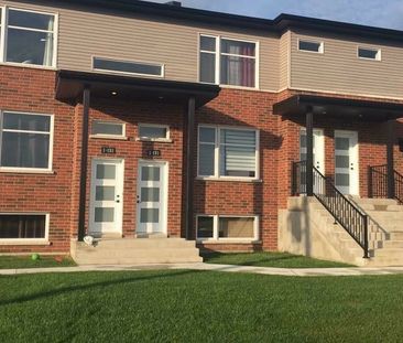 Beau 4 1/2 Moderne - Photo 2