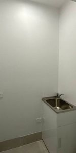 Near New One Bedroom Granny Flat - Photo 4