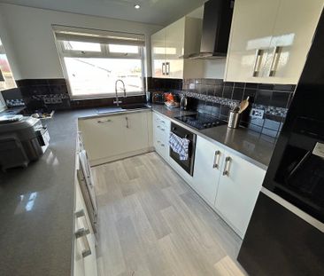 3 bedroom detached house to rent - Photo 6