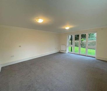 Robertson Road, Berkhamsted, HP4 - Photo 2