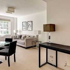 Pelham Court, Chelsea - Photo 1