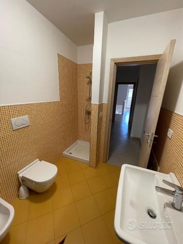 Appartamento con box centralissimo - Photo 4