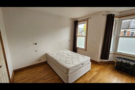 Room in a Shared House, London, N22 - Photo 5