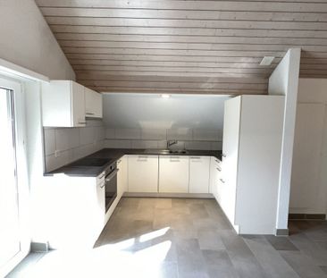 Charmante Maisonette 3.5-Zimmer-Wohnung im 2. Obergeschoss zu vermiete - Photo 2