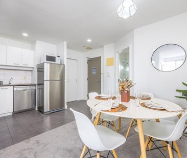 Furnished 2 Bedroom Apartment - Photo 3