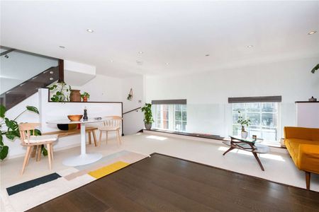 Bayes House, Augustas Lane, Barnsbury, London, N1 1QT - Photo 3