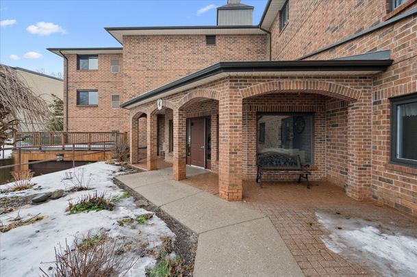 For Lease - 4 Albert Street Unit# 206, Cambridge, Ontario - Photo 1