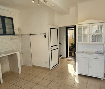 Location Maison 2 pièces 47m² GONFARON 83590 - Photo 3