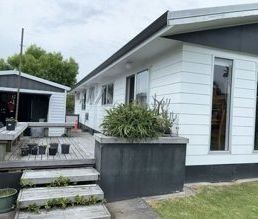 Family Home - Edgecumbe - Photo 4