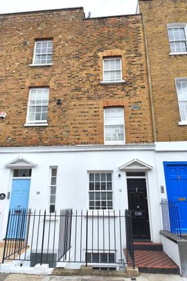 2 bedroom terraced house to rent - Photo 1