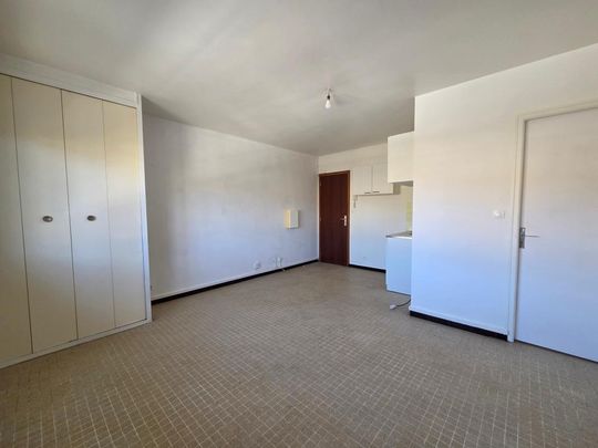 Location Appartement 1 pièce 21m² LA VILLE DU BOIS 91620 - Photo 1