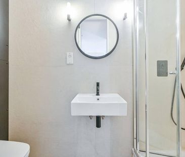 Studio to rent - Photo 6