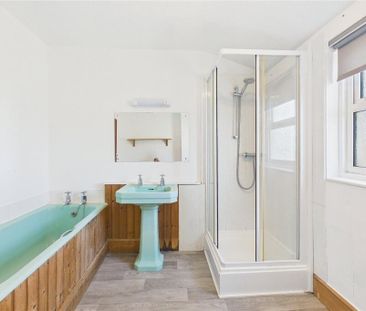 3 bedroom terraced house to rent - Photo 4