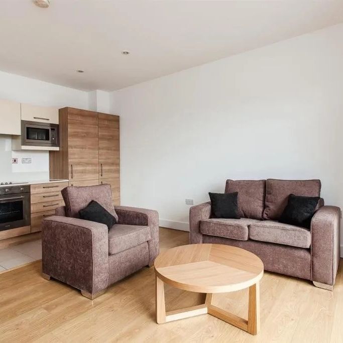 3 Cornell Square, SW8, London - Photo 1