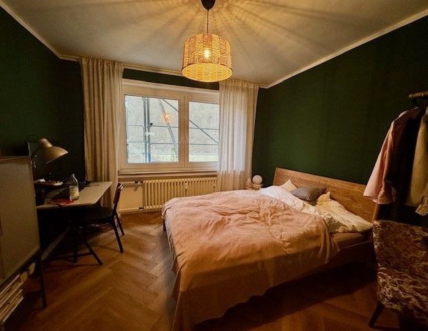 Schöne Erdgeschosswohnung mit modernem Bad ab dem 01.02.2026 - Photo 1