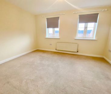 3 bedroom House To Let - Photo 2