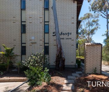 Compact Home in a Hugely Popular Area - Photo 2