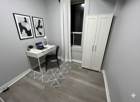 For Lease - 715 Main Street Unit# 12, Hamilton, Ontario - Photo 2