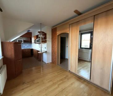 PRONÁJEM BYTU 1+KK/1+1 S BALKONEM A SKLEPEM, STŘELICE U BRNA - Fotografie 5