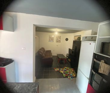 Room in a Shared House, The Greenfield, CV3 - Photo 1