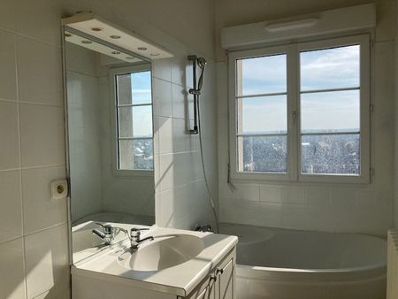 Location Appartement 3 pièces 63m² FLERS 61100 - Photo 5