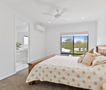 Spacious & modern townhouse - Photo 3