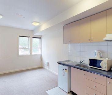 Stylish Inner-City Studio in the Heart of Carlton - Photo 3