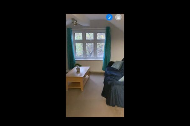 1 Bed Flat, Westfield Road, RG4 - Photo 1