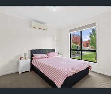 Modern Townhome Living in the Heart of Glenroy - Photo 4