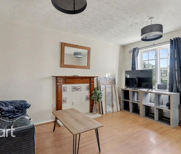 2 bedroom semi-detached house to rent - Photo 2