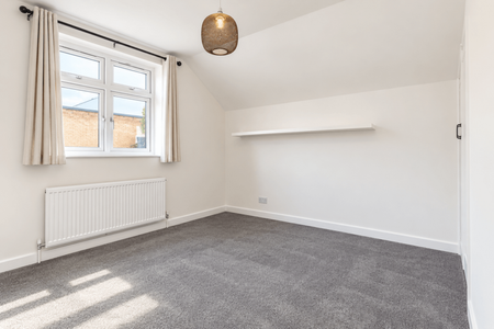 3 bedroom semi-detached house to rent - Photo 3