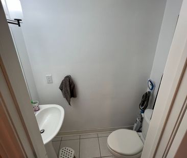 For Lease - 4695 Kingston Road Unit# 44, Toronto, Ontario - Photo 4