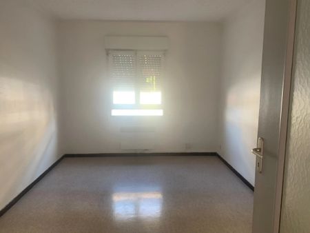 Location Appartement 3 pièces 51 m2 à Perpignan - Photo 3