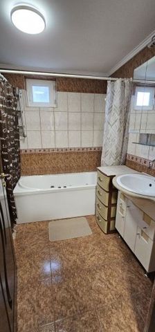 Aparatorii patriei comisani vila studio - Fotografie 4