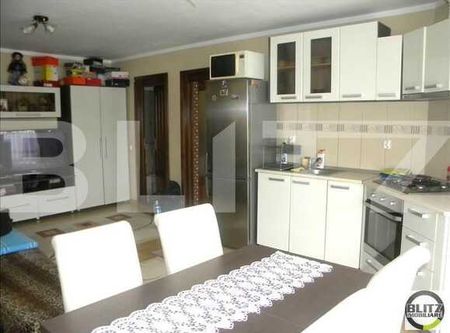 Inchiriere 2 camere, 49 mp, balcon de 7 mp! Mobilat modern! Cu parcare! - Photo 5