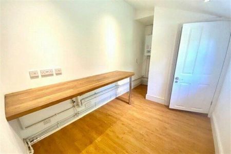 Waterloo Road, Freemantle, SO15 - Photo 5