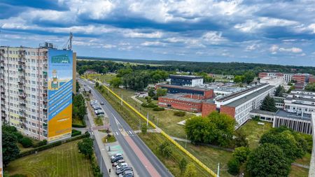 3 pokoje rozkładowe – Gagarina !! 30 sekund od UMK - Photo 4