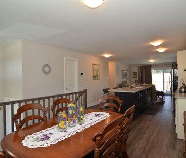 For Lease - 8009 Jeanne Darc Boulevard Unit# 1, Orleans - Cumberlan... - Photo 2
