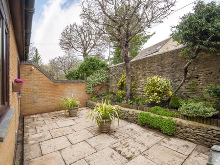 Green Lane, Woodstock - Photo 5