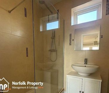 Old Catton, NR6 - Photo 6