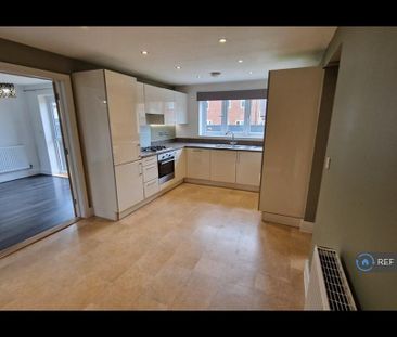 3 bedroom detached house to rent - Photo 4