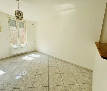 Location Maison 2 pièces 45 m2 à Saint-Quentin - Photo 6