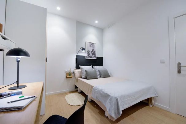 Calle Salamanca, Valencia, Valencian Community 46005 - Photo 1