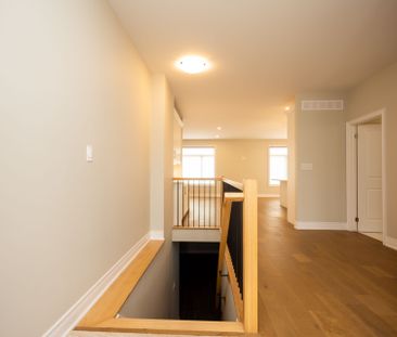 For Lease - 3580 Canfield Crescent, Fort Erie, Ontario - Photo 5