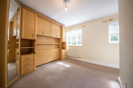 2 bedroom semi-detached house to rent - Photo 4