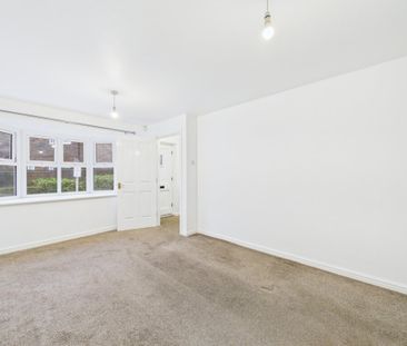 3 bedroom House to rent - Photo 3