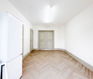 Sandringham Road, NW11, London - Photo 3