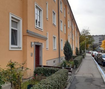 Ideale Starterwohnung mit Loggia mit Blick ins Grüne im 1. Stock **... - Photo 4