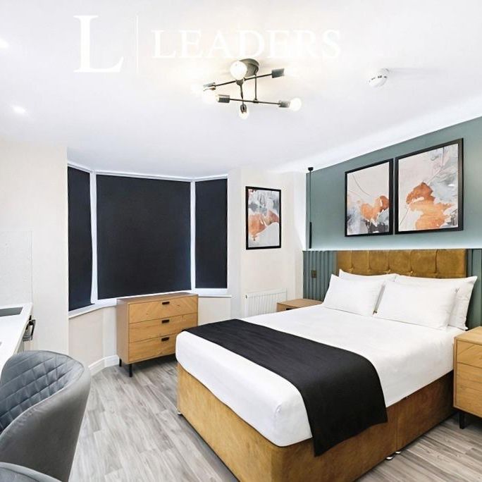 1 bedroom in a house share to rent - Photo 1